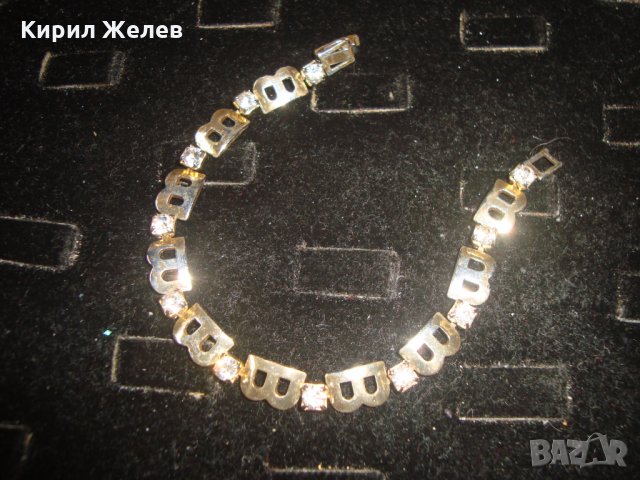 ПОЗЛАТЕНА СТОМАНЕНА ЛЪСКАВА ГРИВНА с КРИСТАЛИ 19395, снимка 3 - Гривни - 32240903