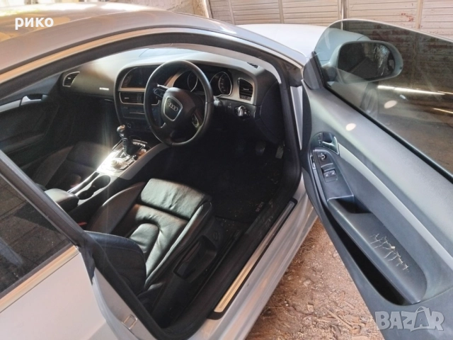 Ауди А5 2.0 TDI, снимка 3 - Автомобили и джипове - 52337261