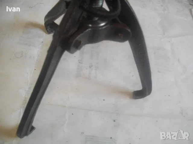 МАСИВНА ГОЛЯМА СКОБА ЗА ЛАГЕРИ СТАРО КАЧЕСТВО СОЦ БЪЛГАРСКА НРБ ЗАВОД ТПК МЕТАЛИК РАЗГРАД С ПРУЖИНИ , снимка 18 - Други инструменти - 49454909