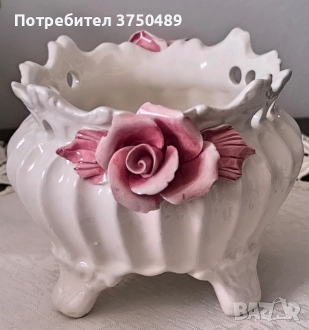 порцеланова кашпа , снимка 2 - Саксии и кашпи - 53434759