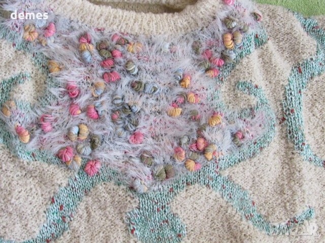  Ръчно плетена блуза с мотиви цвят шампанско, снимка 5 - Блузи с дълъг ръкав и пуловери - 32511905