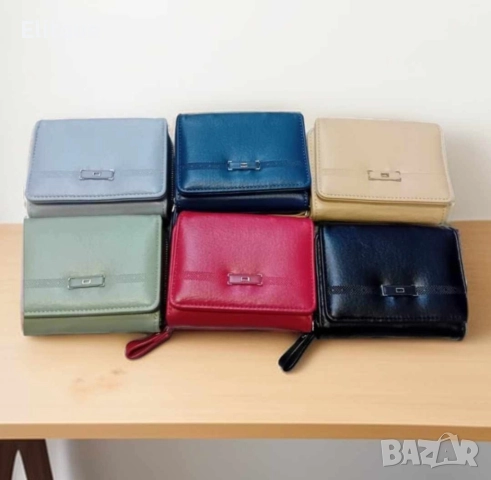 Малко Практично Портмоне: Идеално за Ежедневие и Вечерни Излизания, снимка 3 - Портфейли, портмонета - 52855035