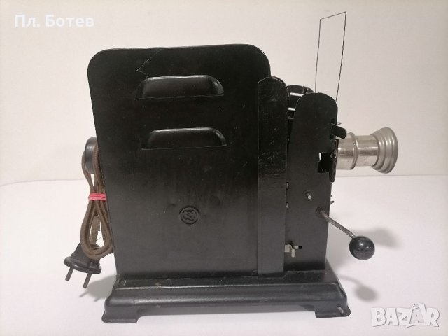 Стар прожекционен апарат , снимка 3 - Антикварни и старинни предмети - 37076084