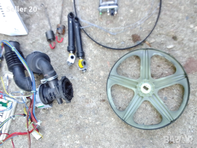 Пералня Аристон Ariston AWM 1081 EU на части, снимка 6 - Перални - 51932299