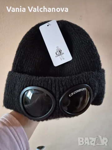Черна шапка C.P.COMPANY, снимка 4 - Шапки - 49695321
