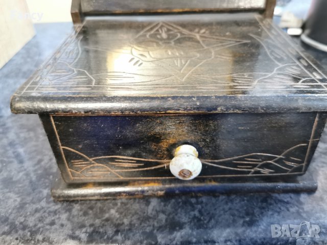 Стара дървена кутия за бижута, козметика, снимка 7 - Антикварни и старинни предмети - 43184604