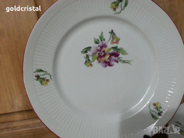 Стар български порцелан чинии за основно , снимка 1 - Антикварни и старинни предмети - 39665455
