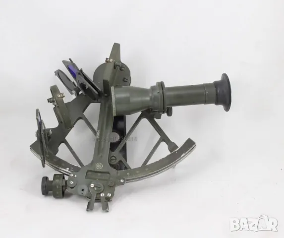 300 Корабен секстант от търговски кораб на СССР от 60-те, снимка 2 - Антикварни и старинни предмети - 50104814