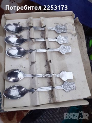 Прибори лот, снимка 2 - Прибори за хранене, готвене и сервиране - 39389402