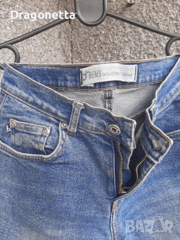 Дамски дънки чарлстон,28 размер, ханш 90см,талия 60см,дължина крачол 98см, снимка 2 - Дънки - 40129048