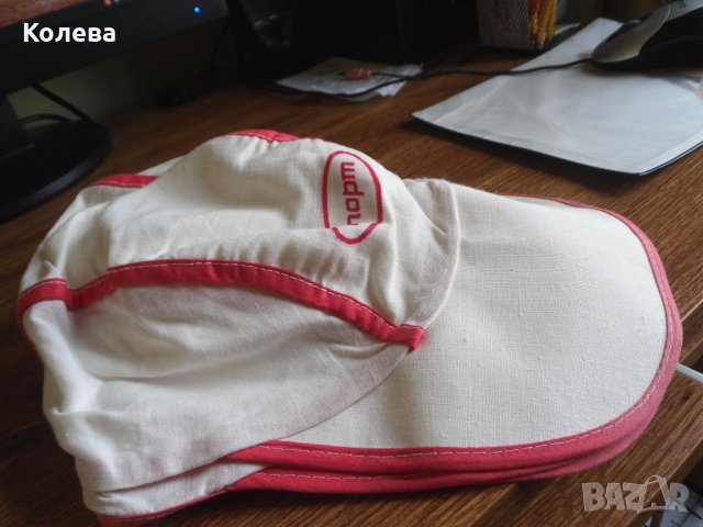 Бели спортни шапки, снимка 3 - Спортна екипировка - 40700595