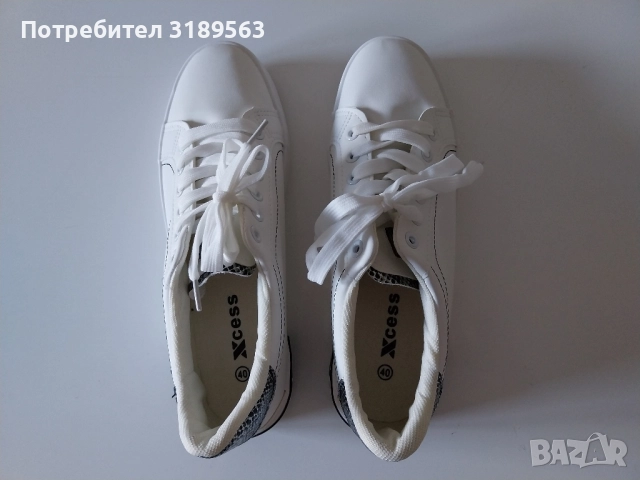 Дамски маратонки-нови, N 40, снимка 2 - Маратонки - 51950759