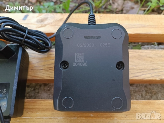 Зарядно Dremel / Bosch GAL 12V-20, снимка 3 - Винтоверти - 52025508