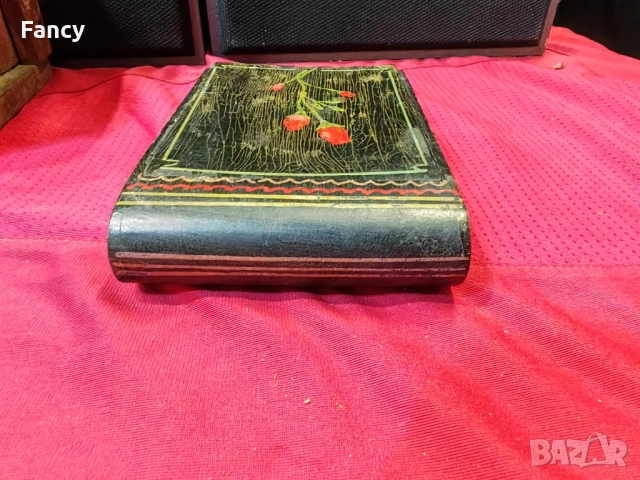 Стара дървена табакера , снимка 4 - Антикварни и старинни предмети - 51921358