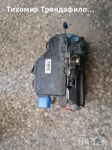 предна лява брава  VW Polo 3B1837015AM , 3B1 837 015AM, снимка 5 - Части - 47787149