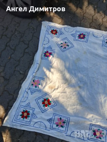 Бродерия покривка , снимка 8 - Антикварни и старинни предмети - 50918090