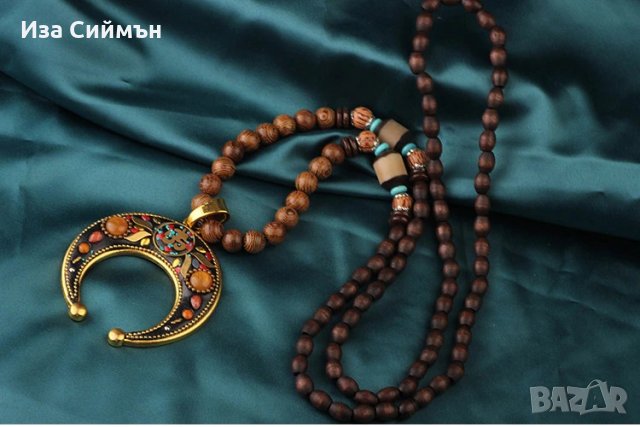 Колие Луна, ръчна изработка, снимка 3 - Колиета, медальони, синджири - 35596115