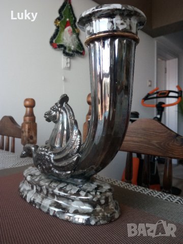 Продавам стилен и красив ритон,Порцелан.Ръчна изработка., снимка 4 - Антикварни и старинни предмети - 43812024