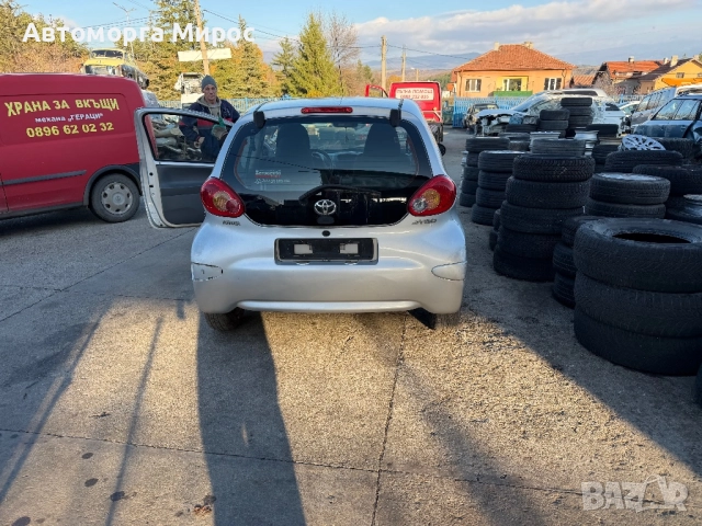 Toyota Aygo, снимка 5 - Автомобили и джипове - 52381820