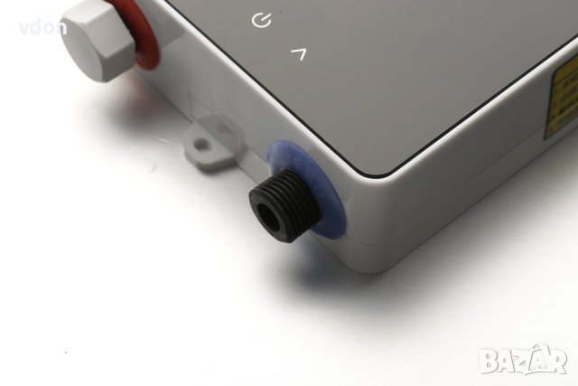 Електрически водонагревател - проточен бойлер за кухня и баня с душ в комплекта, снимка 3 - Душове - 43656591