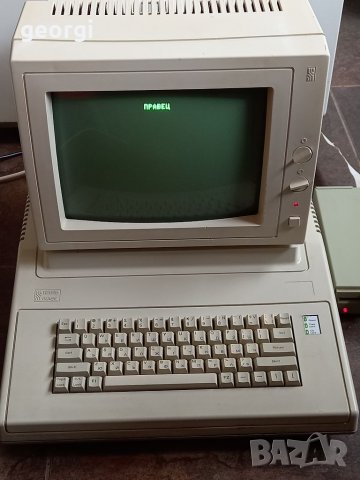 Компютър Правец 8 Ц