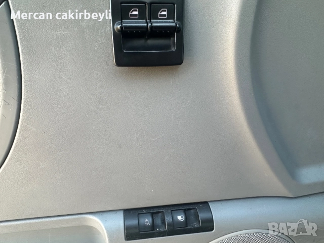 Vw Beetle 2.0, снимка 6 - Автомобили и джипове - 52808655