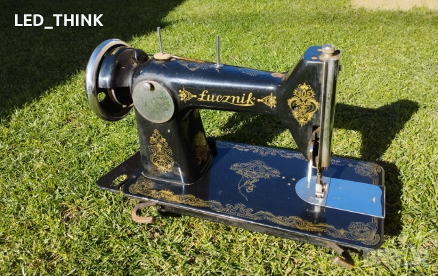 Шевна машина Lucznik Лучник модел 82, снимка 2 - Шевни машини - 52158562