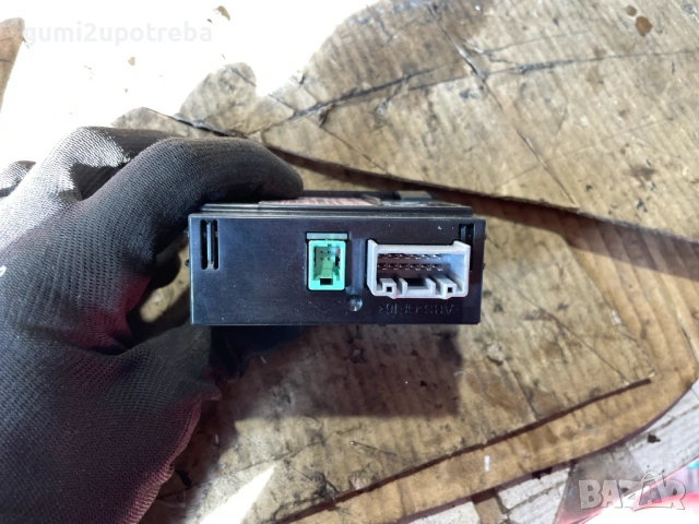 USB AUX порт D09H-669U0 Mazda CX3 4х4 77kW 1.5дизел 2015, снимка 3 - Части - 53329329