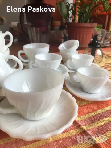 чаши бял аркопал за чай и кафе - 11 броя, снимка 5 - Сервизи - 49696578