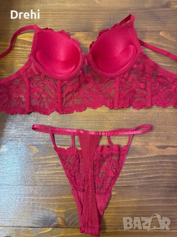 Комплект сутиен 75А и прашки размер М , снимка 2 - Бельо - 53357715