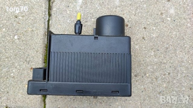 Вакуум помпа за централно заключване Мерцедес W202, снимка 3 - Части - 40673025