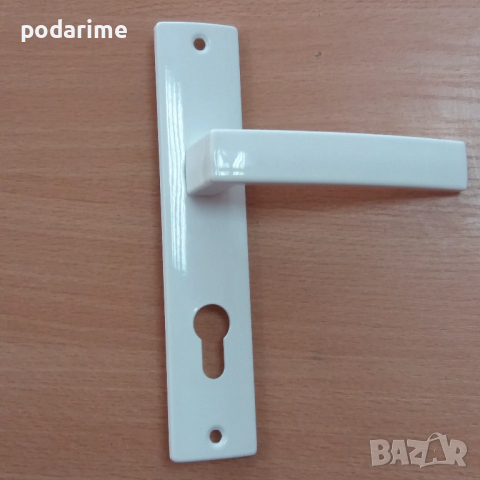 Дръжка с топка - 70 мм междуцентрие, бяла, снимка 3 - Входни врати - 51482022