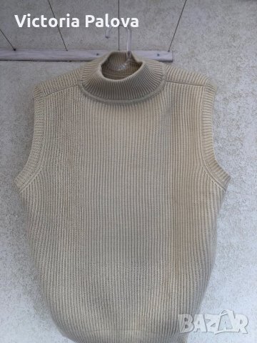 Модерно поло без ръкави