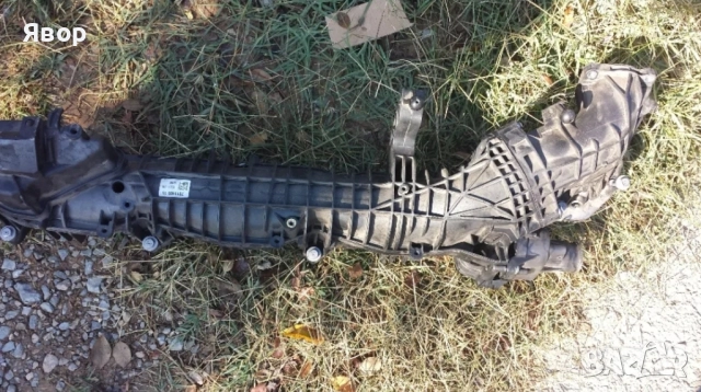 Всмукателен колектор за BMW 640дизел, снимка 2 - Автомобили и джипове - 52580563