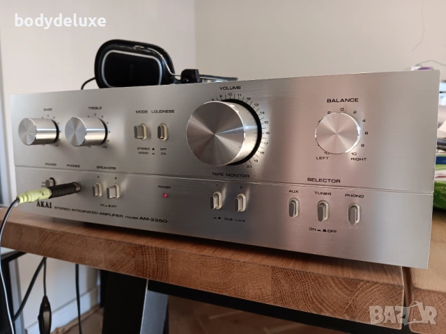 AKAI AM-2250 усилвател, снимка 2 - Ресийвъри, усилватели, смесителни пултове - 53132263