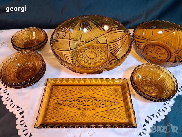 голяма и малка фруктиера, 7 купички и плато от цветно стъкло карамел 28/3