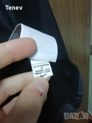 VfL Wolfsburg Nike ново оригинално горнище ветровка Фолфсбург Фолксваген Volkswagen VW, снимка 5 - Спортни дрехи, екипи - 52777125