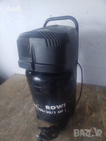 Безмаслен компресор ROWI DKP1500 Скъсанo му е пистовото ремъче!  Няма други забешежки!  Бутилка с об