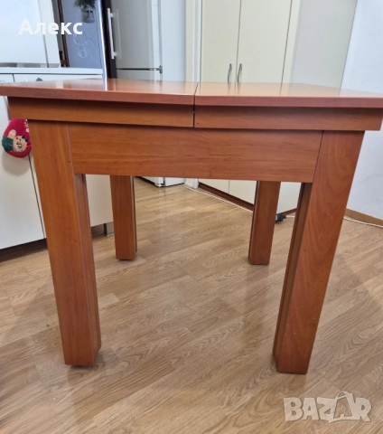 Разтегателна трапезна маса – 80 → 120 см, запазена и стабилна., снимка 2 - Маси - 52801295