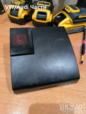 Пепелник за Ауди А3 Audi A3 S3 8L 8L0857951E