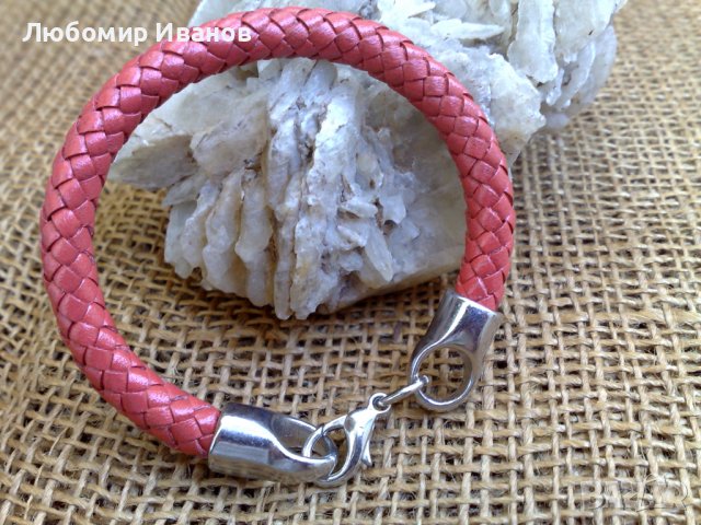 Плетени гривни, колиета и др. Богат избор на цветове, размери и модели. Естествена кожа, снимка 8 - Други - 8572495