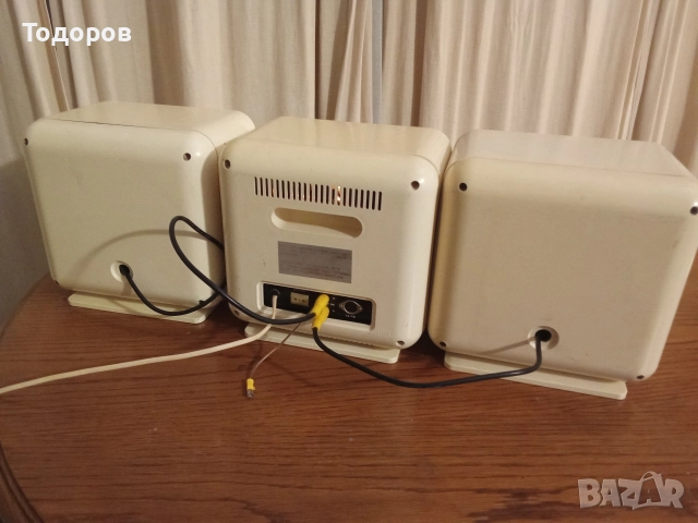 Neckermann by Sanyo Space age ретро радио , снимка 6 - Радиокасетофони, транзистори - 52581009