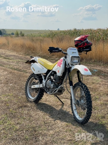 SUZUKI DR 350