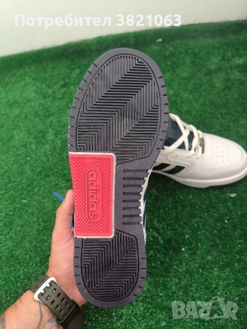 Маратонки Adidas Чисто нови, снимка 4 - Спортни обувки - 52582495