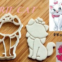 Коте Мари Marie cat пластмасов резец форма фондан тесто бисквитки, снимка 1 - Форми - 26737049
