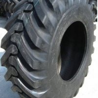 Тежкотоварни индустриални гуми, снимка 1 - Гуми и джанти - 31490045
