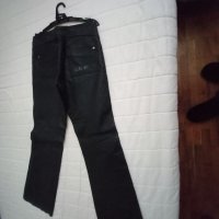 Дамски кожени панталони -черни .Подходящи за рокерки, снимка 15 - Панталони - 43087394