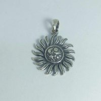 Сребърна висулка Слънце, снимка 1 - Колиета, медальони, синджири - 43349276