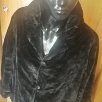 Черно пухено палто с къс косъм тип мечка с копчета ХЛ+, снимка 4 - Палта, манта - 25725192