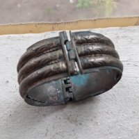 Стара гривна за носия сребро - сачан, снимка 1 - Антикварни и старинни предмети - 40779007